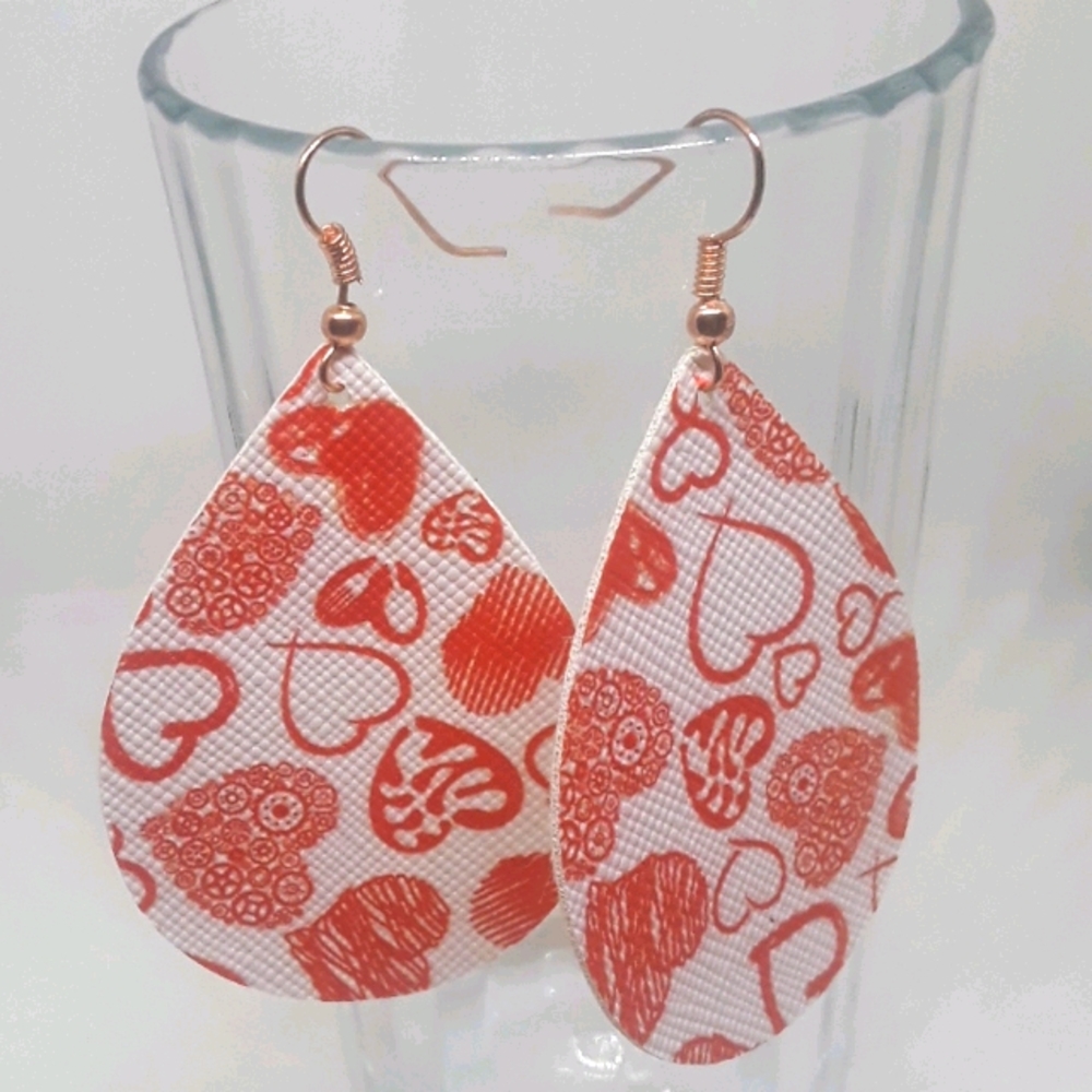 Heart printed teardrop shaped earrings